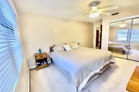 Casa en venta en Auburndale, Florida, 4 dormitorios, 210.8 m2 № 1626108 - foto 19