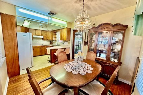 Casa en venta en Auburndale, Florida, 4 dormitorios, 210.8 m2 № 1626108 - foto 10