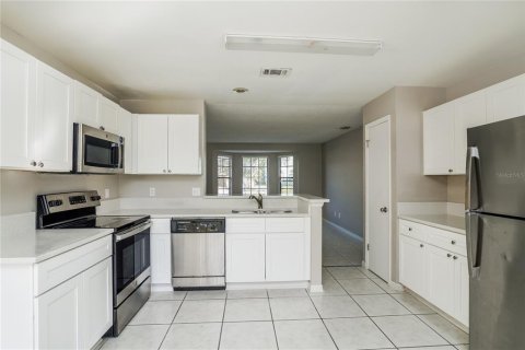 Casa en alquiler en Kissimmee, Florida, 4 dormitorios, 178 m2 № 1754774 - foto 6