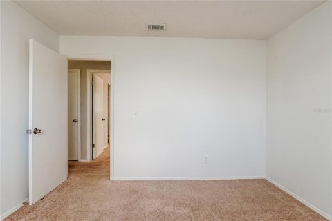 Casa en alquiler en Kissimmee, Florida, 4 dormitorios, 178 m2 № 1754774 - foto 11