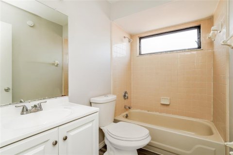Casa en alquiler en Kissimmee, Florida, 4 dormitorios, 178 m2 № 1754774 - foto 14