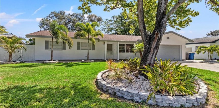 Villa ou maison à Clearwater, Floride 3 chambres, 123.19 m2 № 2414971
