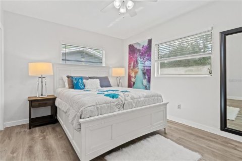 Villa ou maison à louer à Clearwater, Floride: 3 chambres, 123.19 m2 № 2414971 - photo 22