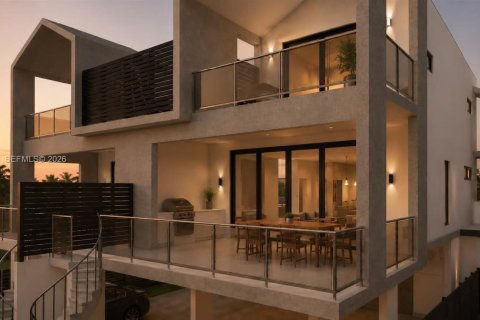 Propiedad comercial en venta en Miami, Florida, 145.02 m2 № 2331199 - foto 6