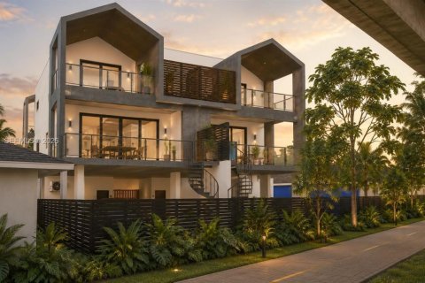Propiedad comercial en venta en Miami, Florida, 145.02 m2 № 2331199 - foto 2