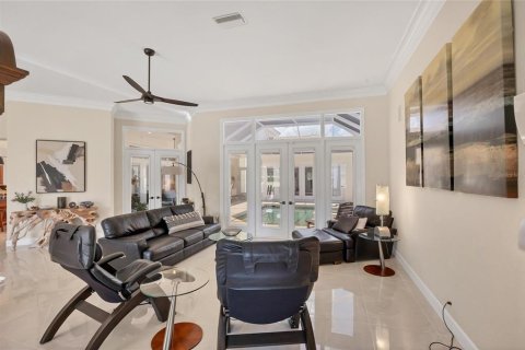House in Bradenton, Florida 3 bedrooms, 259.01 sq.m. № 1807306 - photo 9