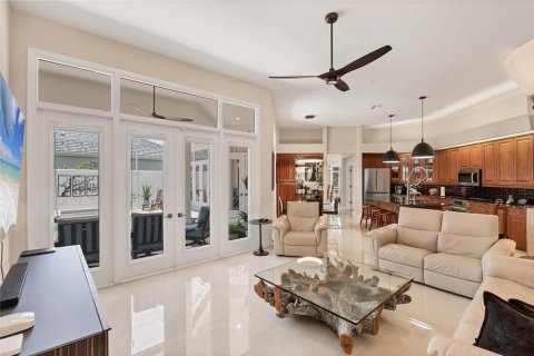 House in Bradenton, Florida 3 bedrooms, 259.01 sq.m. № 1807306 - photo 17