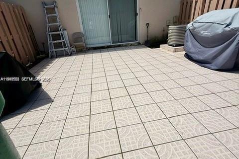 Townhouse in Miami, Florida 3 bedrooms, 122.54 sq.m. № 2043453 - photo 26