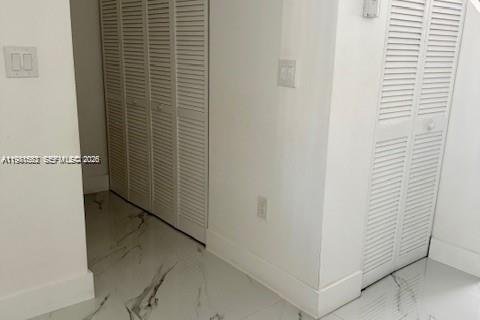 Townhouse in Miami, Florida 3 bedrooms, 122.54 sq.m. № 2043453 - photo 21