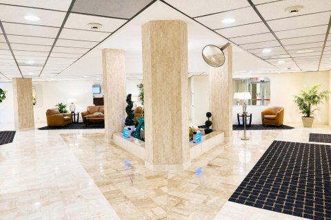 Condominio en alquiler en Coral Springs, Florida, 2 dormitorios, 125.42 m2 № 2243901 - foto 13