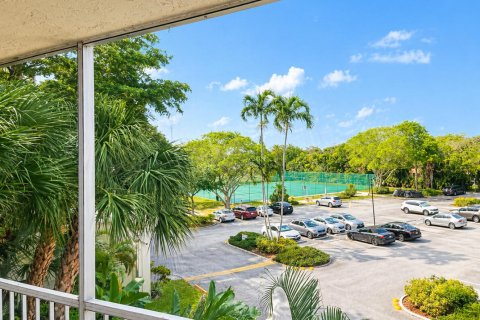 Condominio en alquiler en Coral Springs, Florida, 2 dormitorios, 125.42 m2 № 2243901 - foto 10