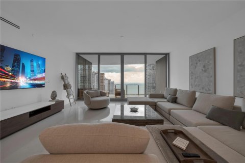 Copropriété à louer à Miami, Floride: 4 chambres, 328.5 m2 № 1938866 - photo 5