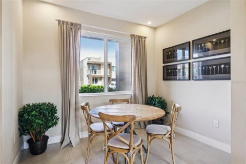 Townhouse in Kissimmee, Florida 4 bedrooms, 222.59 sq.m. № 2116369 - photo 6