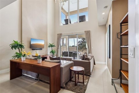 Townhouse in Kissimmee, Florida 4 bedrooms, 222.59 sq.m. № 2116369 - photo 11