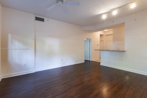 Copropriété à louer à South Miami, Floride: 2 chambres, 93.83 m2 № 1968426 - photo 8