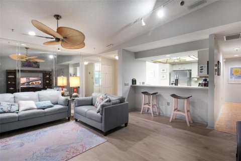 Снять в аренду кондоминиум в Сарасота, Флорида 2 спальни, 118.91м2, № 958007 - фото 15