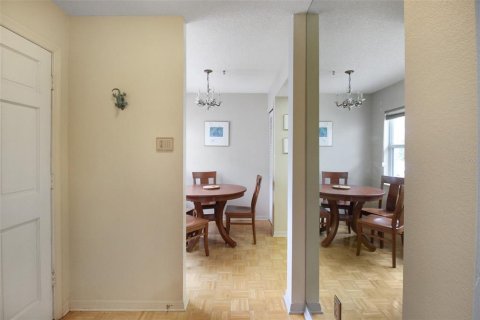 Снять в аренду кондоминиум в Сарасота, Флорида 2 спальни, 118.91м2, № 958007 - фото 5