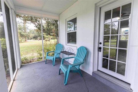 House in Summerfield, Florida 2 bedrooms, 192.21 sq.m. № 2209737 - photo 26