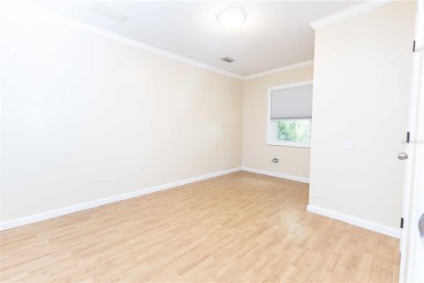 House in Summerfield, Florida 2 bedrooms, 192.21 sq.m. № 2209737 - photo 18