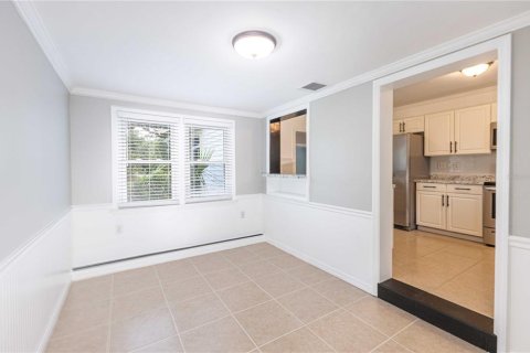 House in Summerfield, Florida 2 bedrooms, 192.21 sq.m. № 2209737 - photo 8