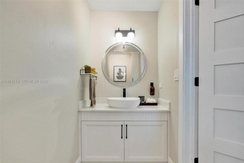 Condominio en venta en Miami, Florida, 1 dormitorio, 66.05 m2 № 2036601 - foto 15