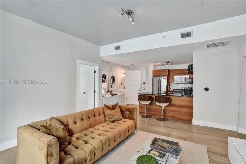 Condominio en venta en Miami, Florida, 1 dormitorio, 66.05 m2 № 2036601 - foto 9