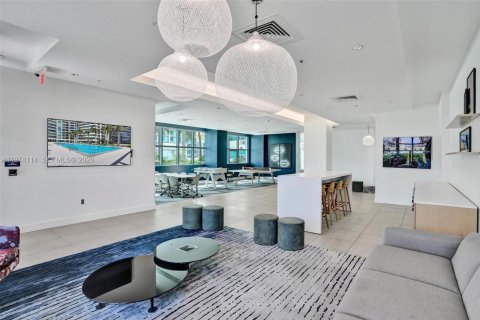 Condominio en venta en Miami, Florida, 1 dormitorio, 66.05 m2 № 2036601 - foto 30