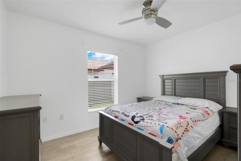 Villa ou maison à vendre à Deltona, Floride: 4 chambres, 193.98 m2 № 2388819 - photo 21