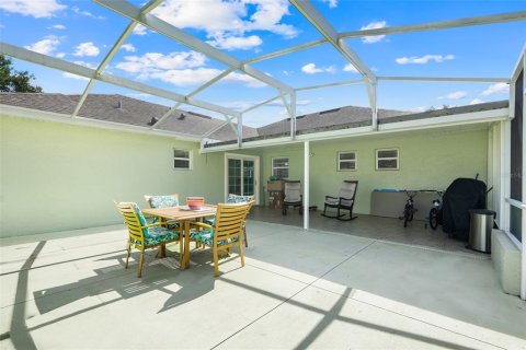 Villa ou maison à vendre à Deltona, Floride: 4 chambres, 193.98 m2 № 2388819 - photo 30