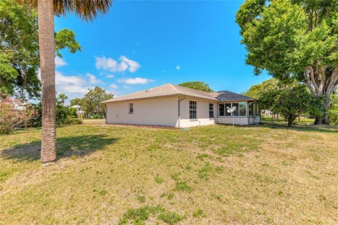 House in Port Orange, Florida 3 bedrooms, 175.49 sq.m. № 1648701 - photo 29