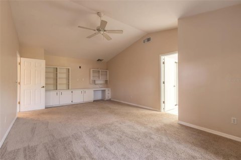 House in Port Orange, Florida 3 bedrooms, 175.49 sq.m. № 1648701 - photo 11