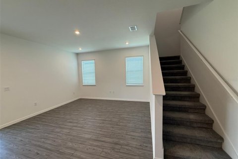 Villa ou maison à louer à Haines City, Floride: 5 chambres, 231.7 m2 № 2416371 - photo 8
