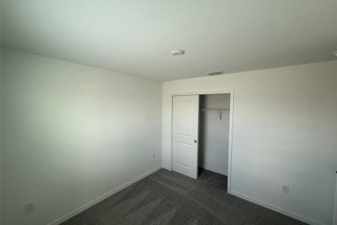Villa ou maison à louer à Haines City, Floride: 5 chambres, 231.7 m2 № 2416371 - photo 10