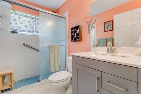 House in Port Orange, Florida 4 bedrooms, 208.75 sq.m. № 1603283 - photo 25