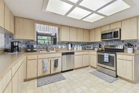 Casa en venta en Plant City, Florida, 3 dormitorios, 195.09 m2 № 1732690 - foto 17
