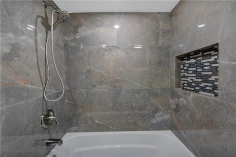 Copropriété à vendre à Lauderhill, Floride: 2 chambres, 102.19 m2 № 2193435 - photo 5