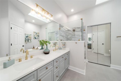 Villa ou maison à vendre à Sarasota, Floride: 3 chambres, 201.78 m2 № 2419227 - photo 23