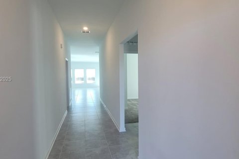 Casa en alquiler en Davenport, Florida, 4 dormitorios № 2054839 - foto 4