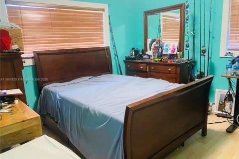 House in Miami Gardens, Florida 5 bedrooms, 138.8 sq.m. № 1748257 - photo 16