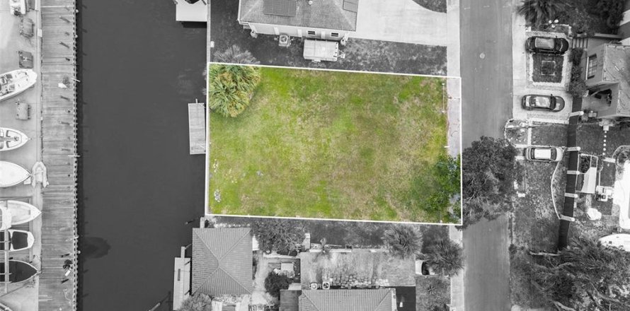 Terreno en Daytona Beach, Florida № 1824386