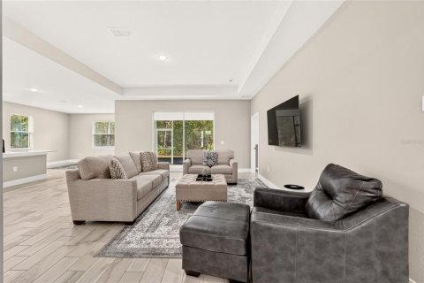 House in Ocala, Florida 4 bedrooms, 202.99 sq.m. № 2391701 - photo 19