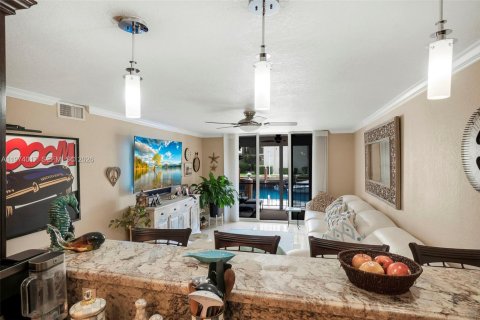 Copropriété à vendre à Pompano Beach, Floride: 2 chambres, 96.15 m2 № 2041944 - photo 16