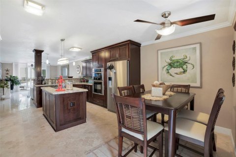 Copropriété à vendre à Pompano Beach, Floride: 2 chambres, 96.15 m2 № 2041944 - photo 10