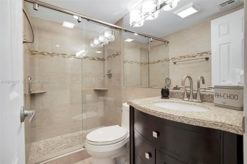 Copropriété à vendre à Pompano Beach, Floride: 2 chambres, 96.15 m2 № 2041944 - photo 25