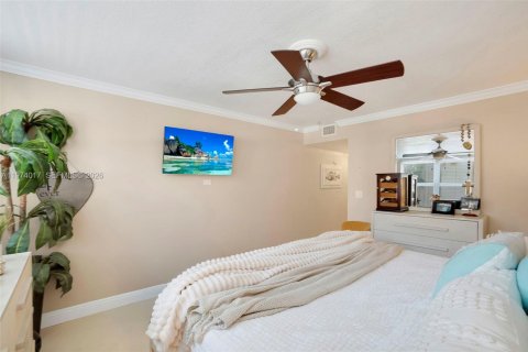 Copropriété à vendre à Pompano Beach, Floride: 2 chambres, 96.15 m2 № 2041944 - photo 21
