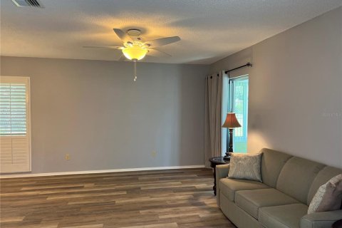 Villa ou maison à vendre à Palm Harbor, Floride: 1 chambre, 75.62 m2 № 2141936 - photo 6