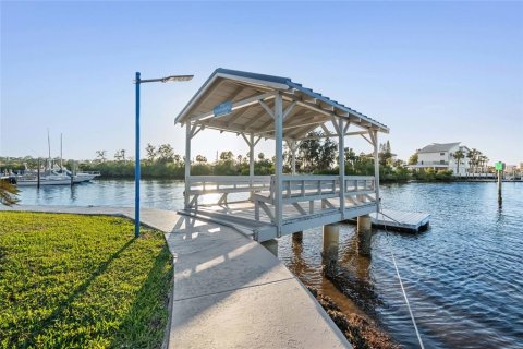 Condo in Port Richey, Florida, 2 bedrooms  № 1648628 - photo 7