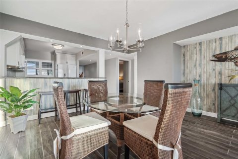 Condo in Port Richey, Florida, 2 bedrooms  № 1648628 - photo 22