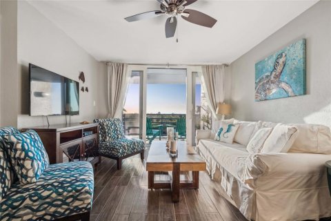 Condo in Port Richey, Florida, 2 bedrooms  № 1648628 - photo 24