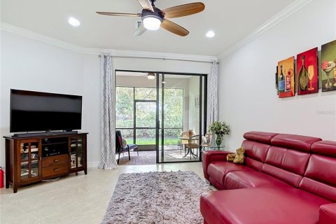 House in North Port, Florida 2 bedrooms, 135.08 sq.m. № 2315319 - photo 12